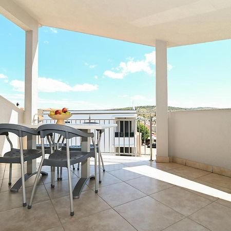 Apartmani Adria Trogir Exterior photo