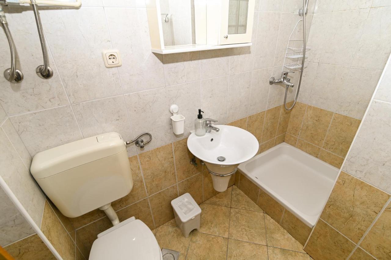 Apartmani Adria Trogir Exterior photo